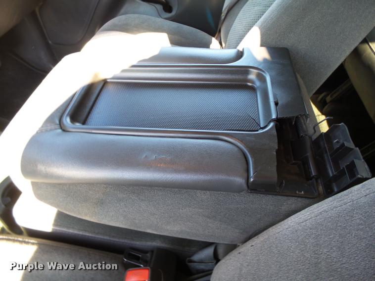 image for item DB4056 2006 Chevrolet Silverado 1500 Crew Cab pickup truck