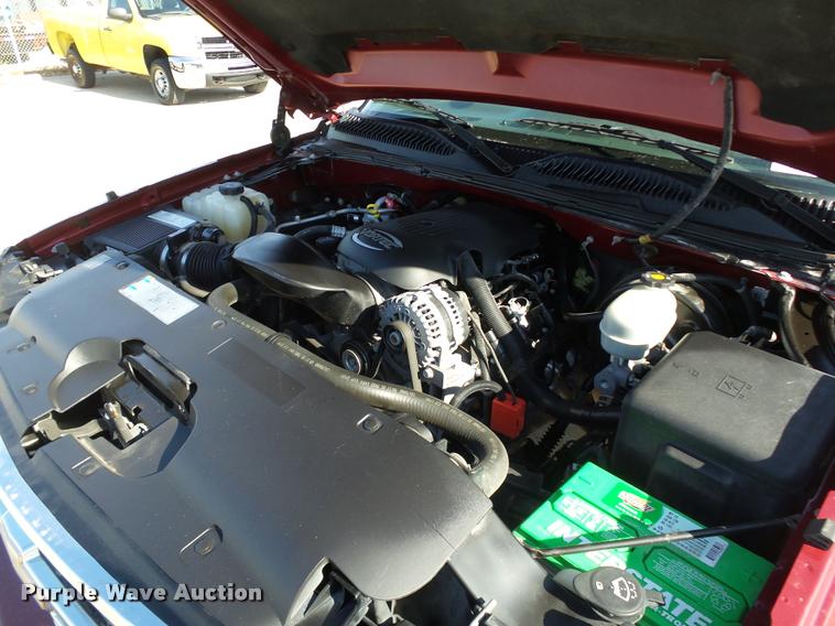 image for item DB4056 2006 Chevrolet Silverado 1500 Crew Cab pickup truck