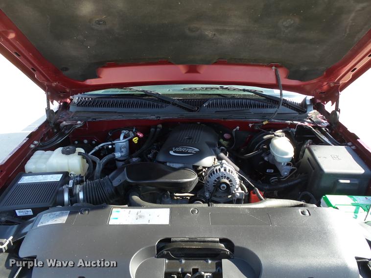 image for item DB4056 2006 Chevrolet Silverado 1500 Crew Cab pickup truck