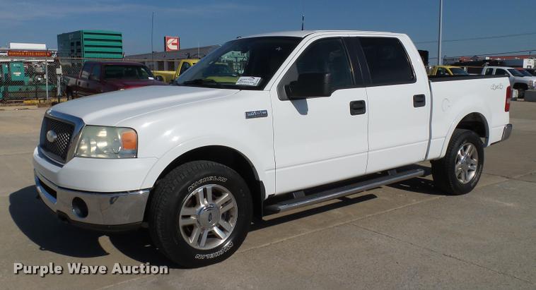 image for item DB4057 2006 Ford F150 Lariat SuperCrew pickup truck