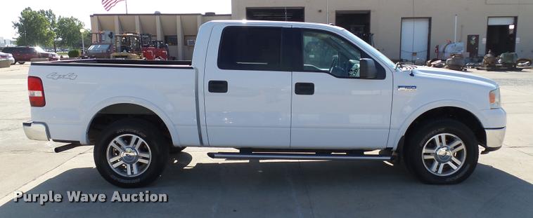 image for item DB4057 2006 Ford F150 Lariat SuperCrew pickup truck
