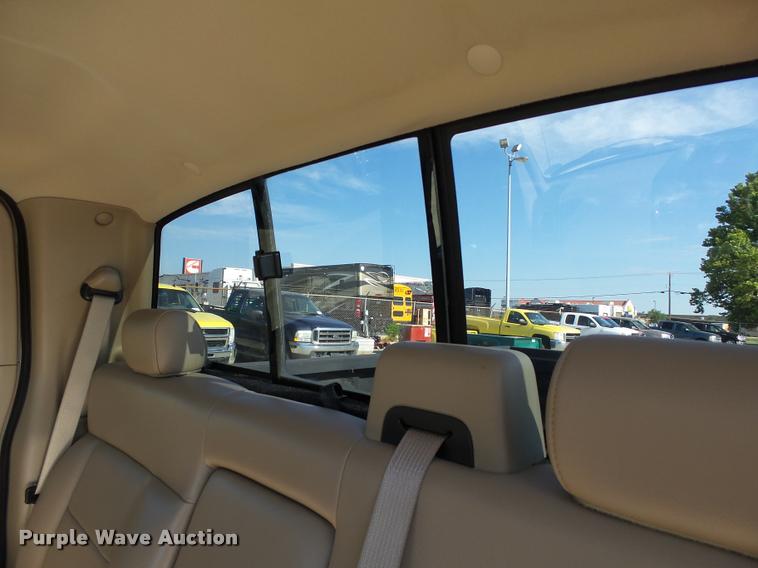 image for item DB4057 2006 Ford F150 Lariat SuperCrew pickup truck