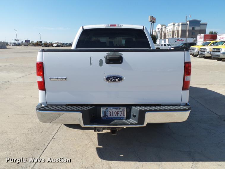 image for item DB4060 2004 Ford F150 XLT SuperCrew pickup truck