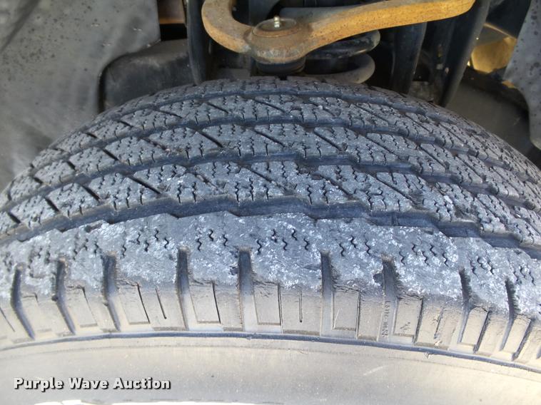 image for item DB4060 2004 Ford F150 XLT SuperCrew pickup truck