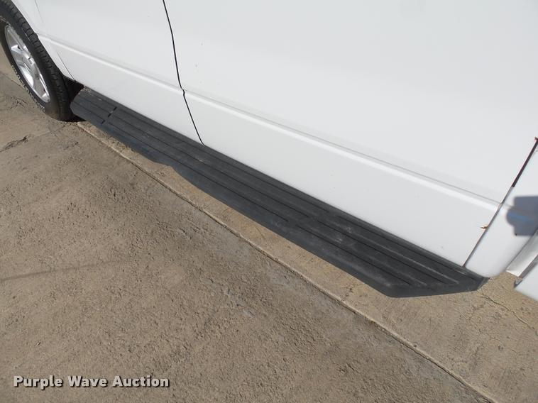 image for item DB4060 2004 Ford F150 XLT SuperCrew pickup truck