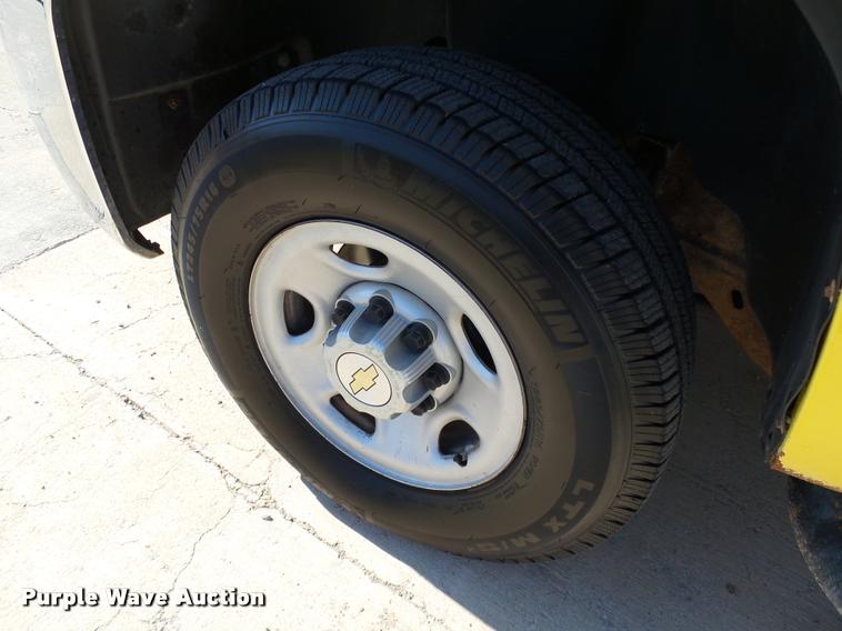 image for item DB4061 2009 Chevrolet Silverado 2500HD pickup truck