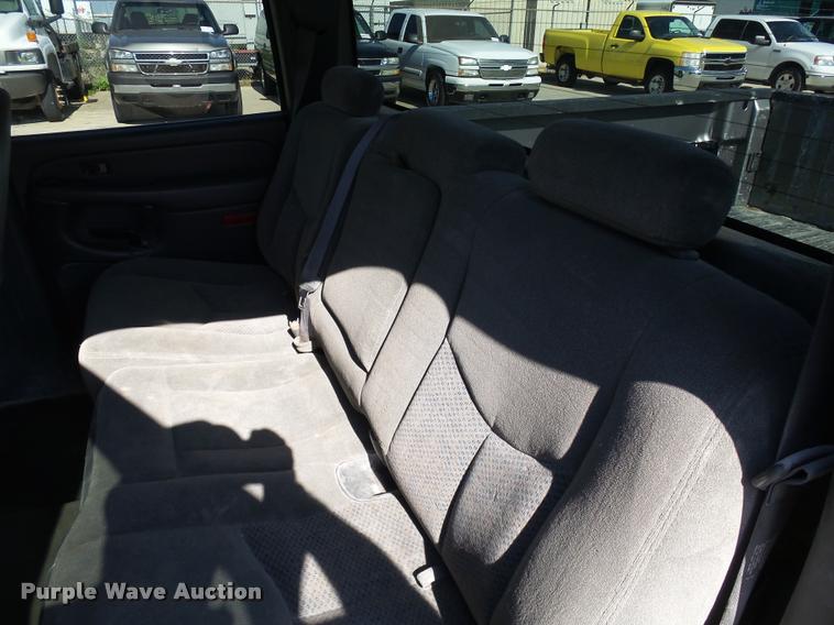 image for item DB4062 2007 Chevrolet Silverado Classic 1500 LT Crew Cab pickup truck