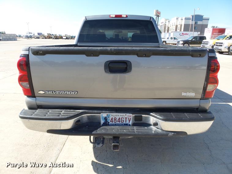 image for item DB4062 2007 Chevrolet Silverado Classic 1500 LT Crew Cab pickup truck