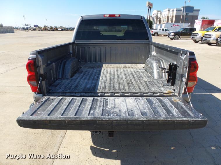 image for item DB4062 2007 Chevrolet Silverado Classic 1500 LT Crew Cab pickup truck