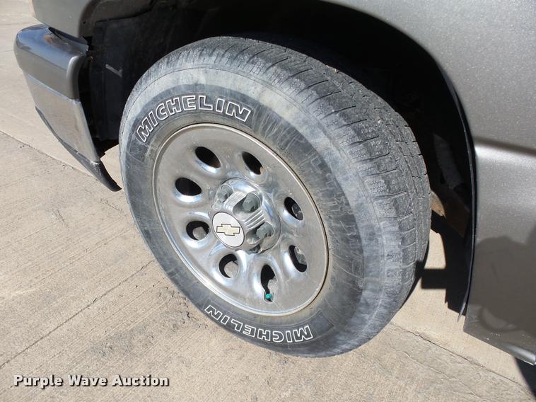 image for item DB4062 2007 Chevrolet Silverado Classic 1500 LT Crew Cab pickup truck