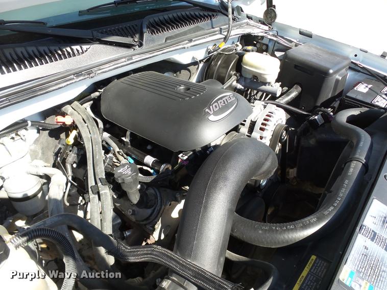 image for item DB4063 2006 Chevrolet Silverado 1500 LT Crew Cab pickup truck