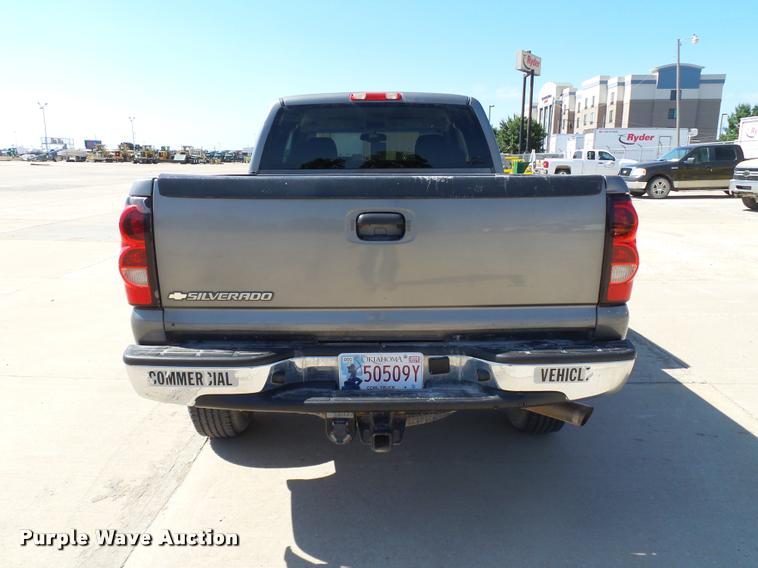 image for item DB4065 2006 Chevrolet Silverado 2500HD Ext. Cab pickup truck