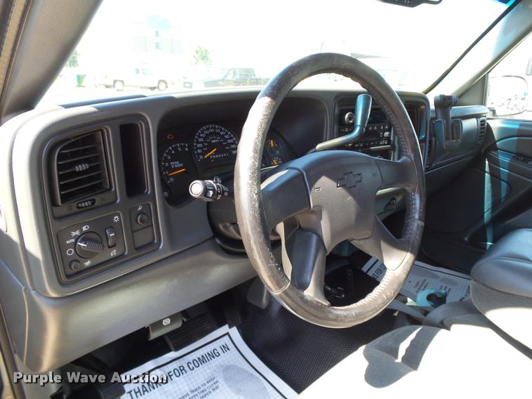 image for item DB4065 2006 Chevrolet Silverado 2500HD Ext. Cab pickup truck