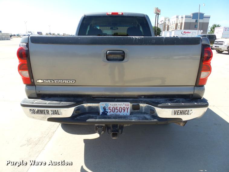 image for item DB4065 2006 Chevrolet Silverado 2500HD Ext. Cab pickup truck