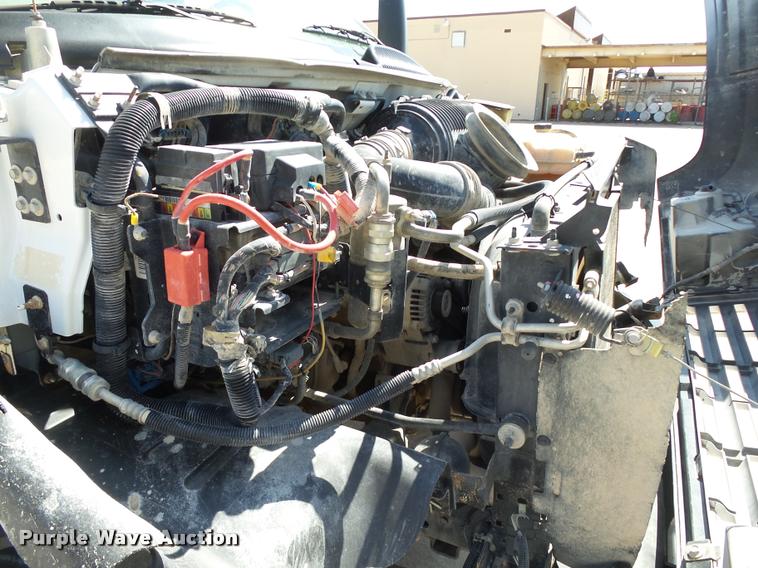 image for item DB4066 2003 Chevrolet C4500 flatbed truck