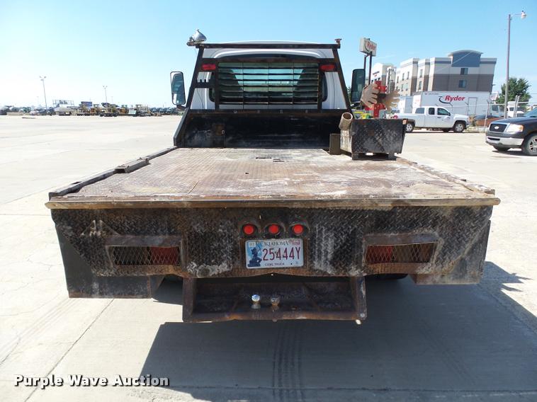 image for item DB4066 2003 Chevrolet C4500 flatbed truck