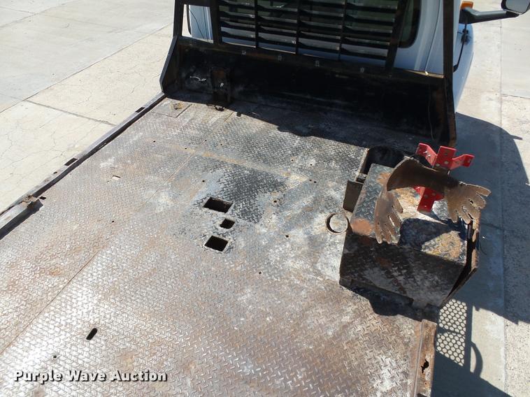 image for item DB4066 2003 Chevrolet C4500 flatbed truck