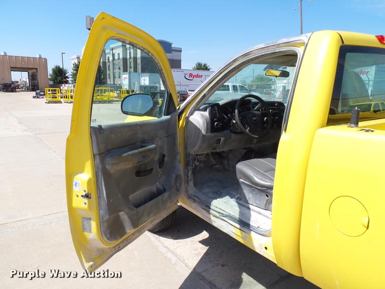 image for item DB4068 2009 Chevrolet Silverado 2500HD pickup truck