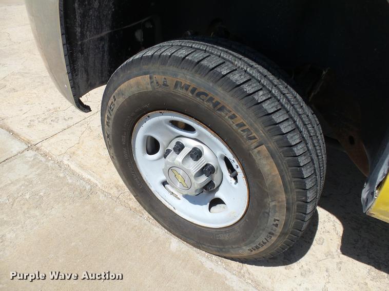 image for item DB4068 2009 Chevrolet Silverado 2500HD pickup truck