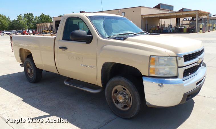 image for item DB4069 2008 Chevrolet Silverado 2500HD pickup truck