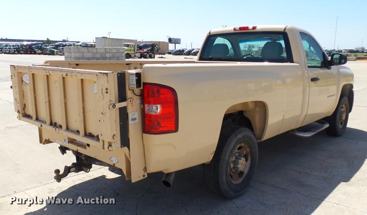 image for item DB4069 2008 Chevrolet Silverado 2500HD pickup truck
