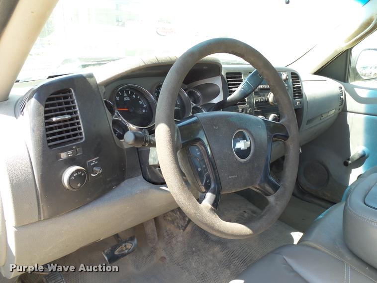 image for item DB4069 2008 Chevrolet Silverado 2500HD pickup truck