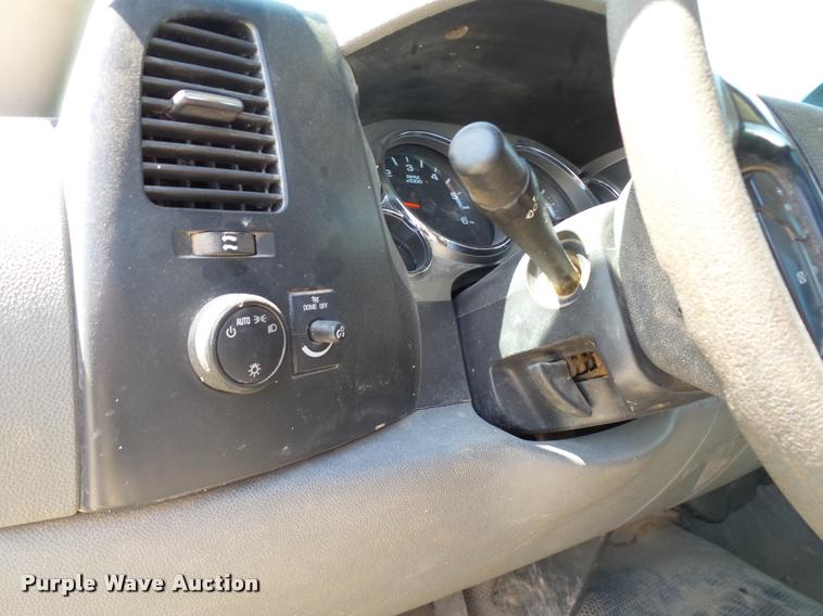 image for item DB4069 2008 Chevrolet Silverado 2500HD pickup truck