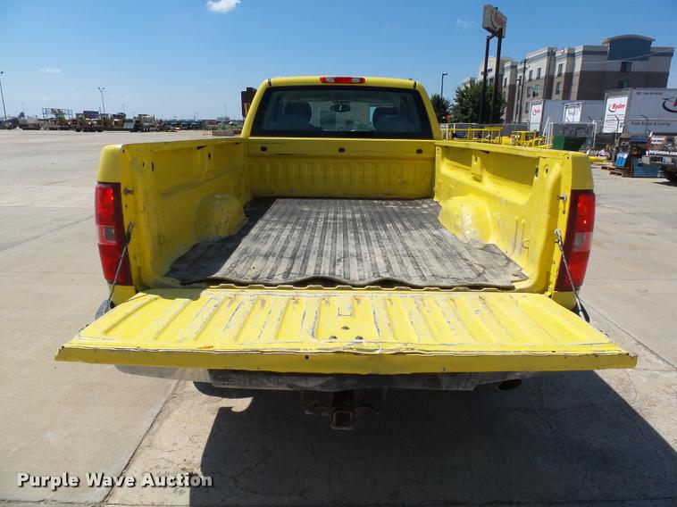 image for item DB4070 2011 Chevrolet Silverado 2500HD Ext. Cab pickup truck