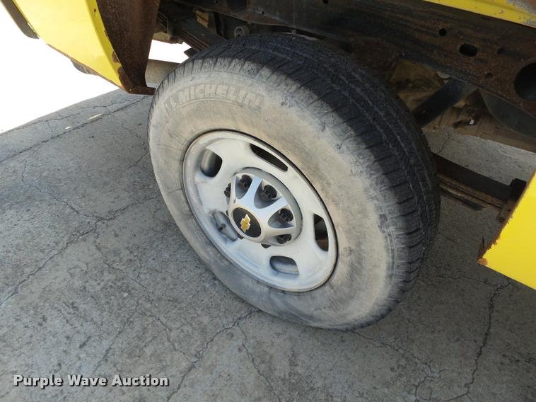 image for item DB4070 2011 Chevrolet Silverado 2500HD Ext. Cab pickup truck