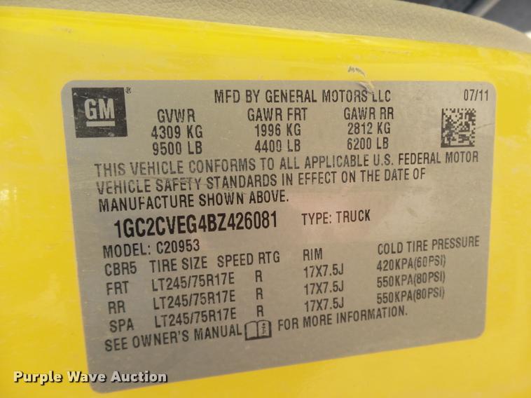 image for item DB4070 2011 Chevrolet Silverado 2500HD Ext. Cab pickup truck