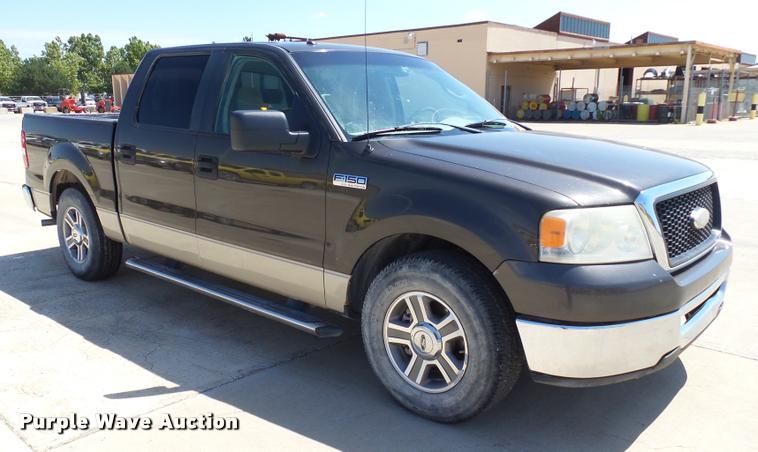 image for item DB4072 2007 Ford F150 XLT SuperCrew pickup truck