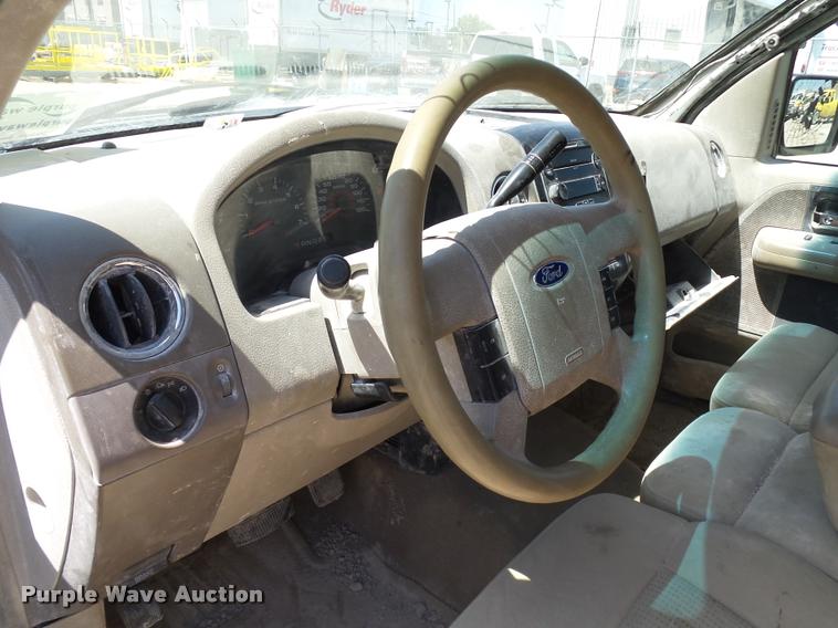 image for item DB4072 2007 Ford F150 XLT SuperCrew pickup truck