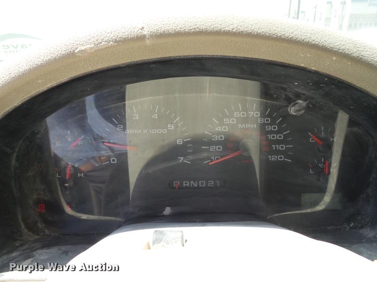 image for item DB4072 2007 Ford F150 XLT SuperCrew pickup truck