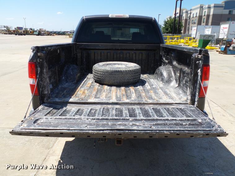 image for item DB4072 2007 Ford F150 XLT SuperCrew pickup truck
