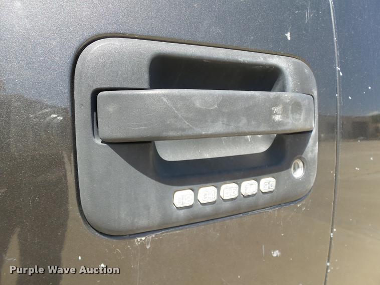 image for item DB4072 2007 Ford F150 XLT SuperCrew pickup truck