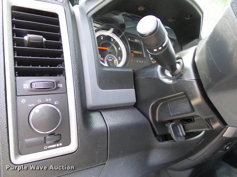 image for item DB4116 2014 Dodge Ram 4500 flatbed truck