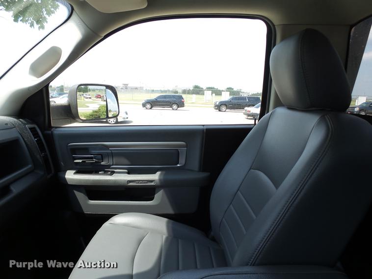 image for item DB4116 2014 Dodge Ram 4500 flatbed truck