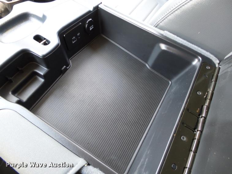 image for item DB4116 2014 Dodge Ram 4500 flatbed truck