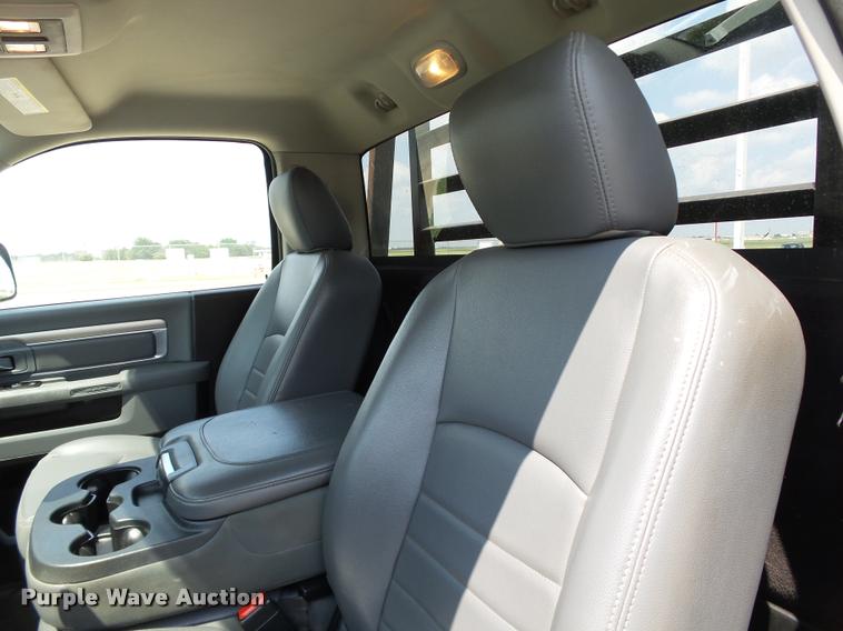 image for item DB4116 2014 Dodge Ram 4500 flatbed truck