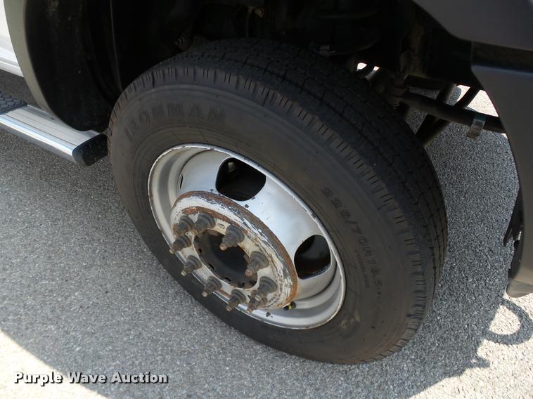 image for item DB4116 2014 Dodge Ram 4500 flatbed truck