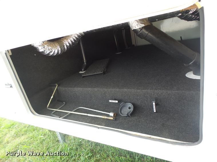 image for item DB5809 2003 Montana camper