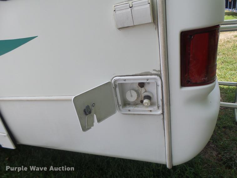 image for item DB5809 2003 Montana camper