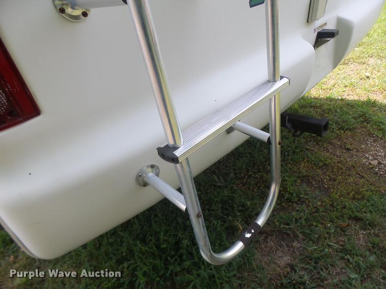 image for item DB5809 2003 Montana camper