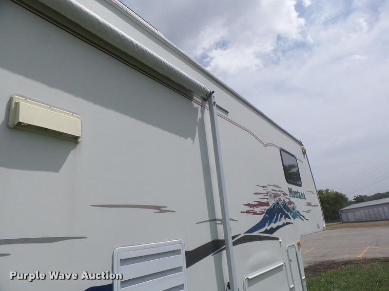 image for item DB5809 2003 Montana camper