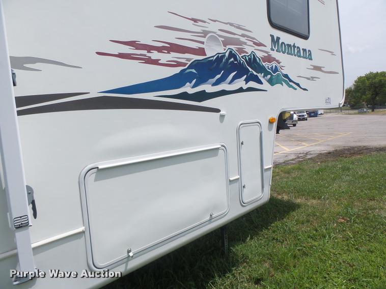 image for item DB5809 2003 Montana camper