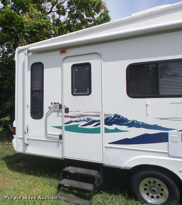 image for item DB5809 2003 Montana camper