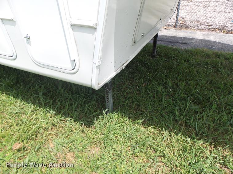 image for item DB5809 2003 Montana camper