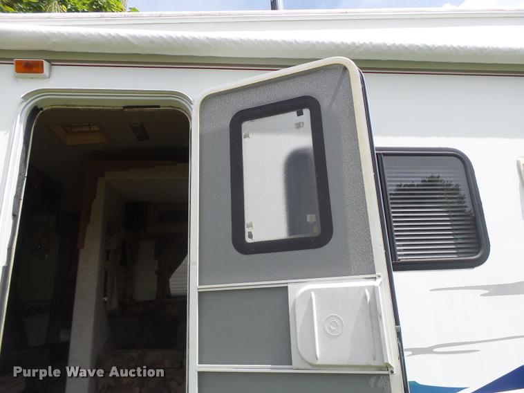 image for item DB5809 2003 Montana camper