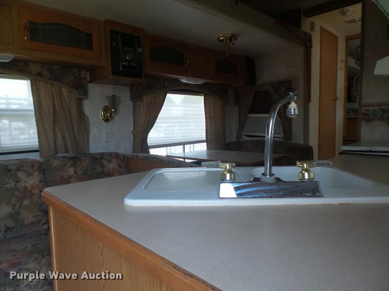 image for item DB5809 2003 Montana camper