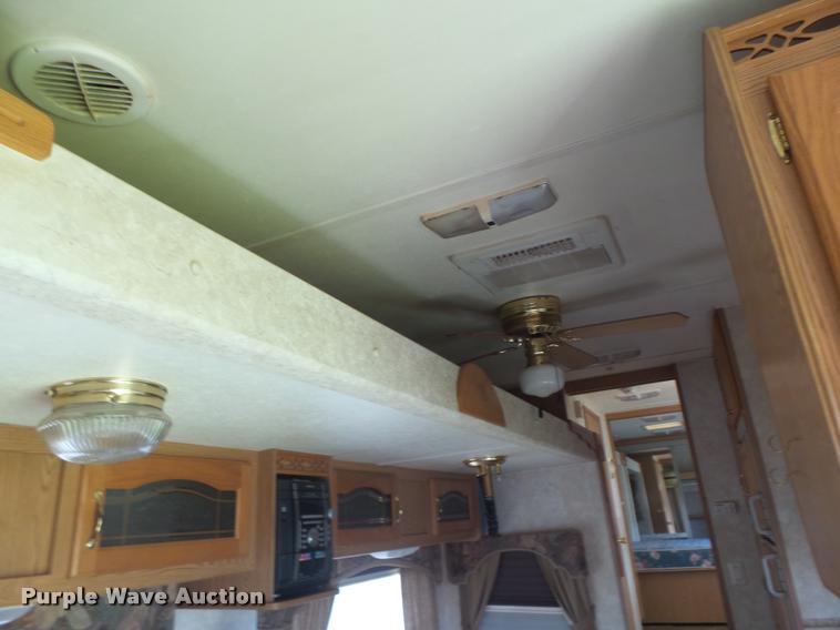 image for item DB5809 2003 Montana camper